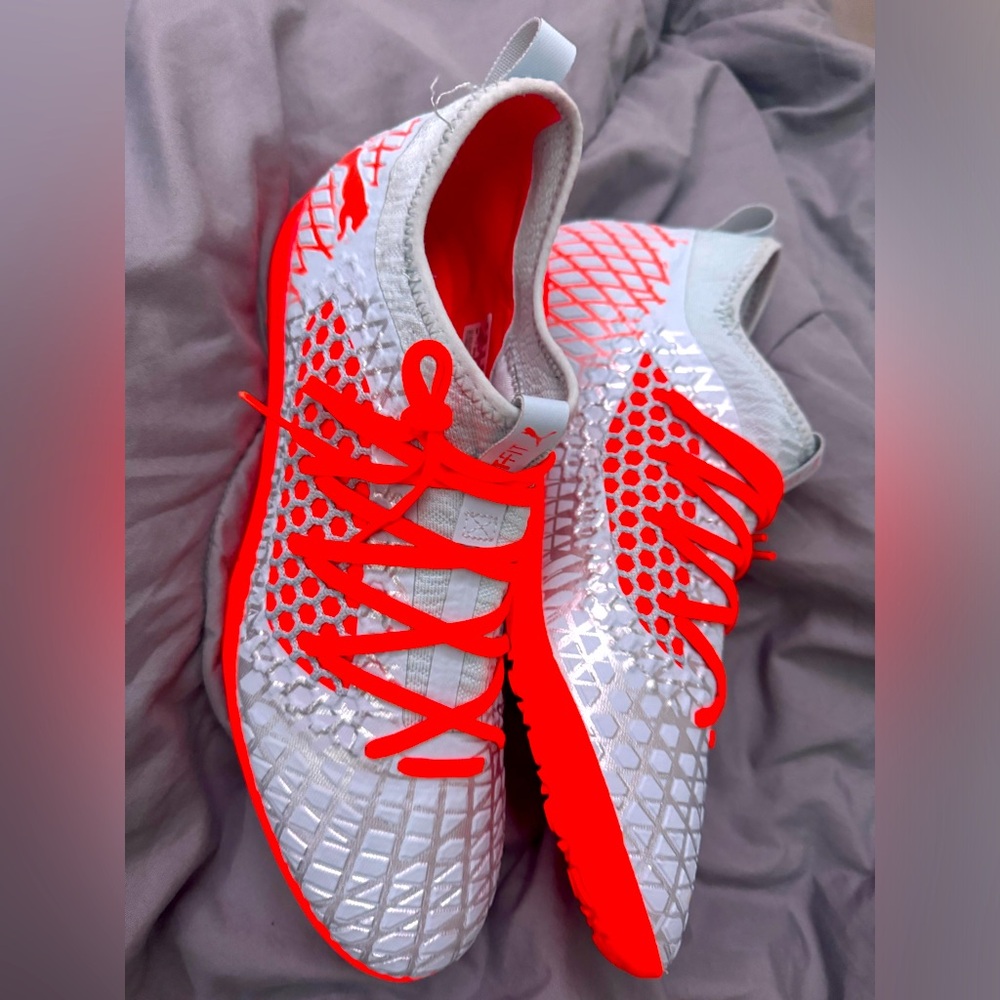 Puma soccer indoor /turf shoes future net fit size 12 men NWOB!
